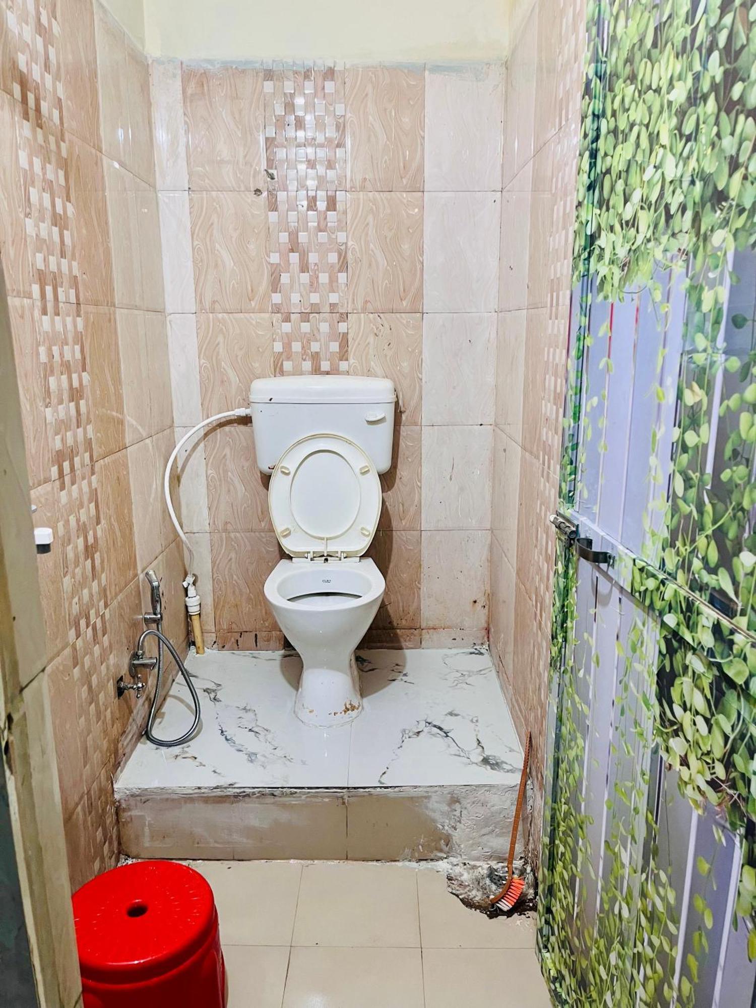 Rai Guest House Ujjain Exteriör bild