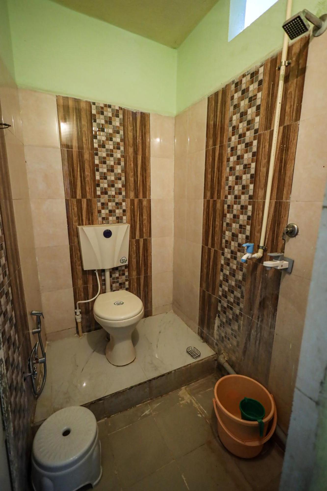 Rai Guest House Ujjain Exteriör bild